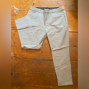 NEVER WORN WITHOUT TAGS / Banana Republic grey slacks